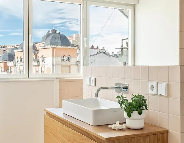 San Simon, Centrico En * Santander