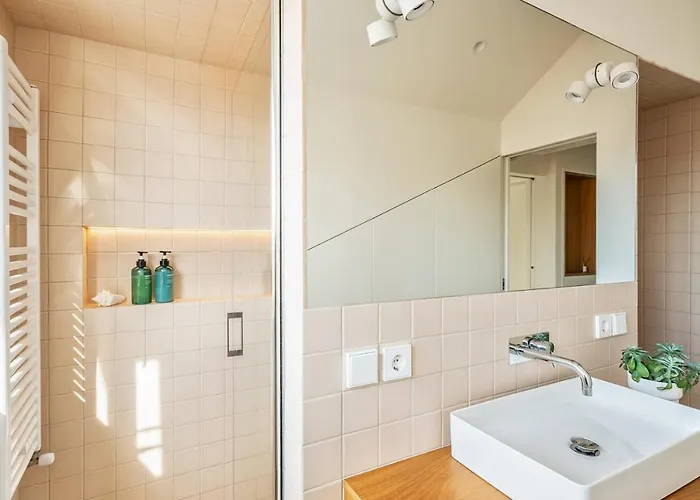 San Simón, Céntrico En